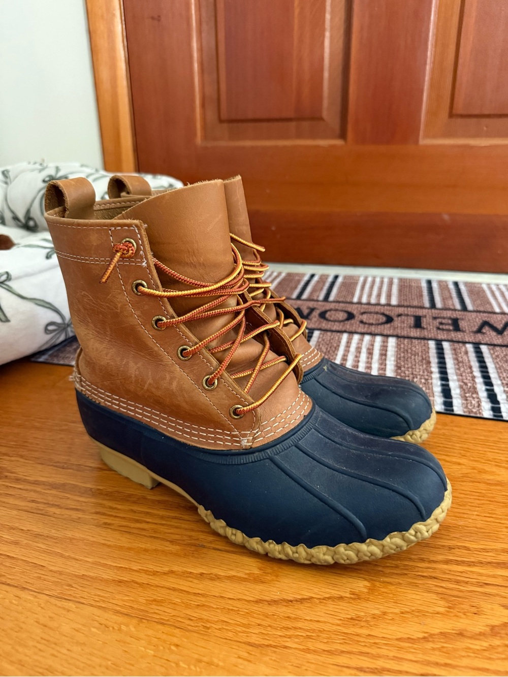 Women’s Two-Tone Waterproof LL bean Duck Boots - Tan and Navy size 10
